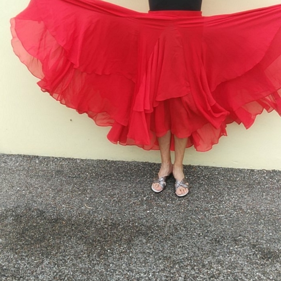 Very Fine Red Long Practice Skirt for Ballroom - Picture 3 of 8